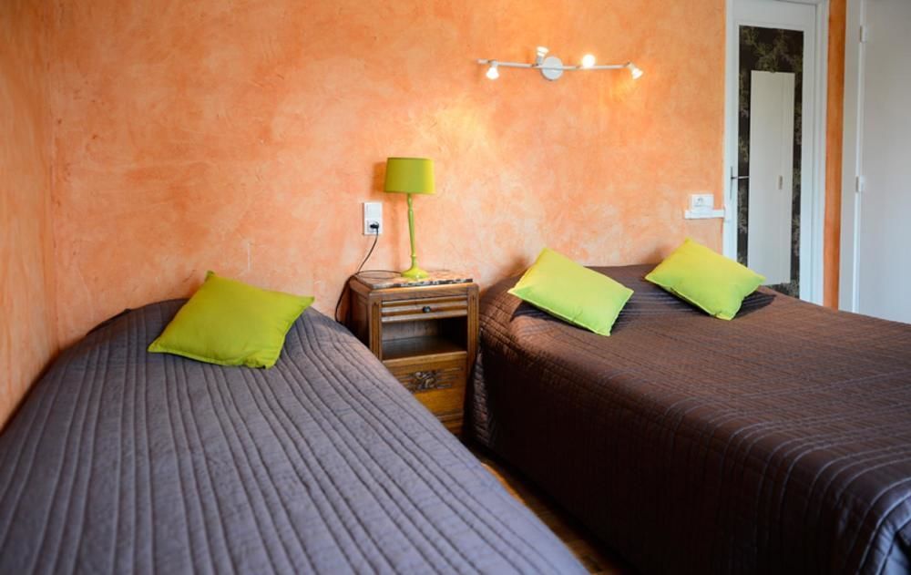 Logis Hotel Restaurant De La Poste Le Mêle-sur-Sarthe Екстериор снимка